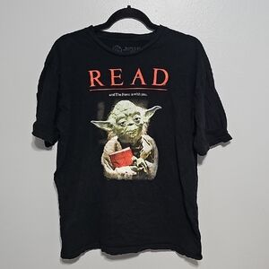 Black Yoda XL Graphic Read T-Shirt